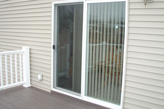 Farmersville-screen-door-repair