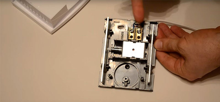 fix door bell in Farmersville